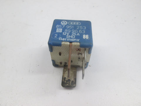 Volkswagen Audi relay 857951253