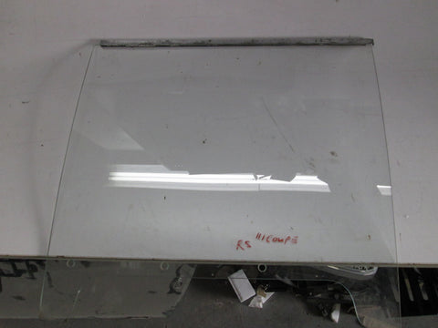 Mercedes W111 coupe 280SE 300SE right front door window glass