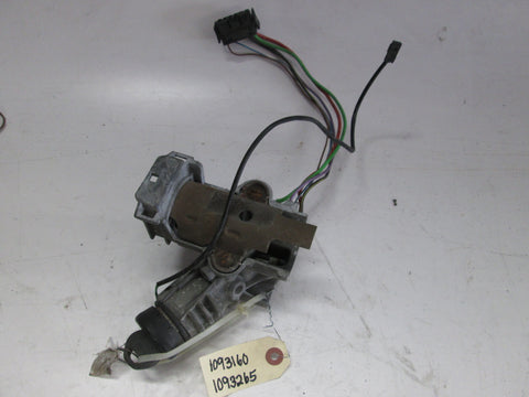 BMW E36 328i 325i 323i ignition lock with key 1093265