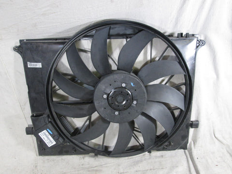 Mercedes W220 W215 02-06 S500 CL500 S430 Radiator Cooling Fan Assembly 2205000193 2205000293 (USED)