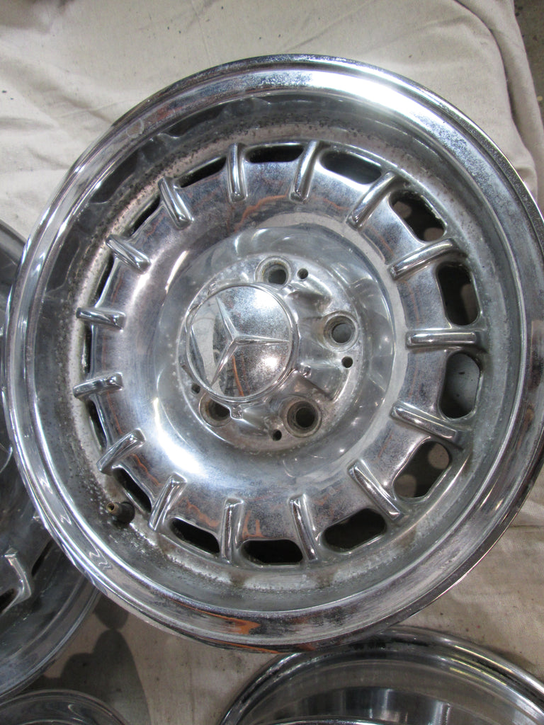 Mercedes R107 Rims Mercedes R107 W123 W126 380 450 350 chrome wheels 14x6 ET30 – Allums ...