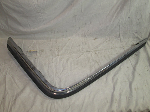 Mercedes W116 450SEL 300SE 300SD right rear bumper end upper trim
