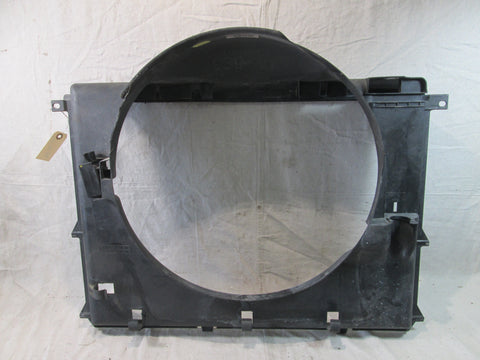 Volvo 240 242 245 fan shroud 460615