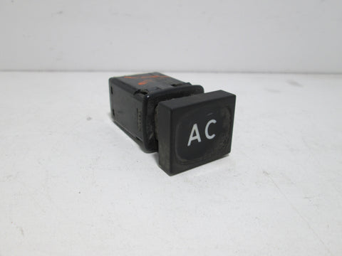 Saab 900 AC A/C switch 8568453 (USED)