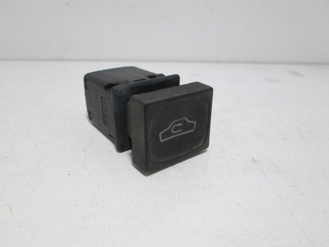 Saab 900 A/C recirculation switch 9523846 (USED)