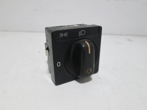 Volvo headlight switch 6849766