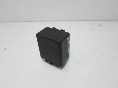 Volvo wiper relay 3523610