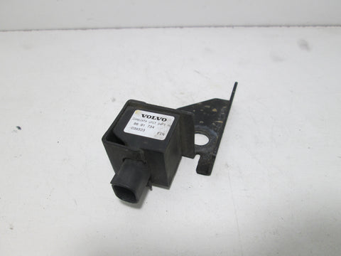 Volvo crash impact sensor 8691734