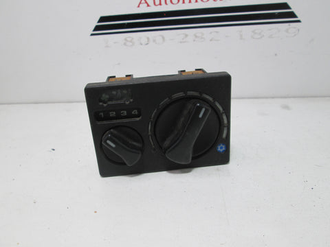 Volkswagen Eurovan rear climate control switch 701959533