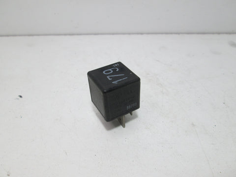 Volkswagen Audi relay 357927843A (USED)