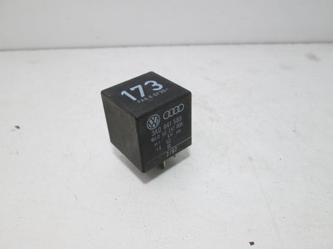 Volkswagen Audi relay 3A0941589 (USED)