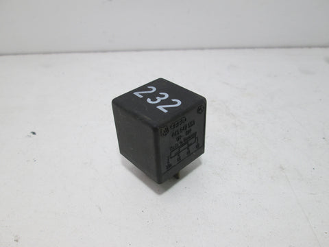 Volkswagen Audi relay 443947553 (USED)