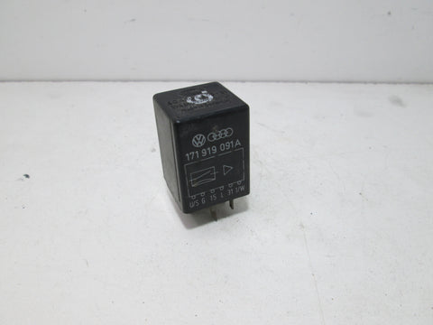 Volkswagen Audi relay 171919091A (USED)