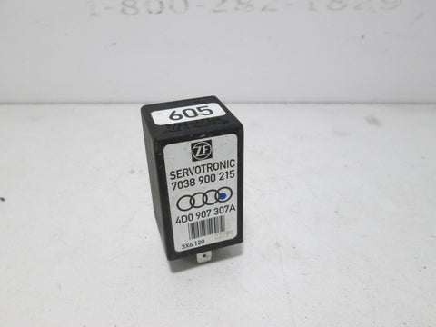 Volkswagen Audi Porsche servotronic control relay 4D0907307A (USED)