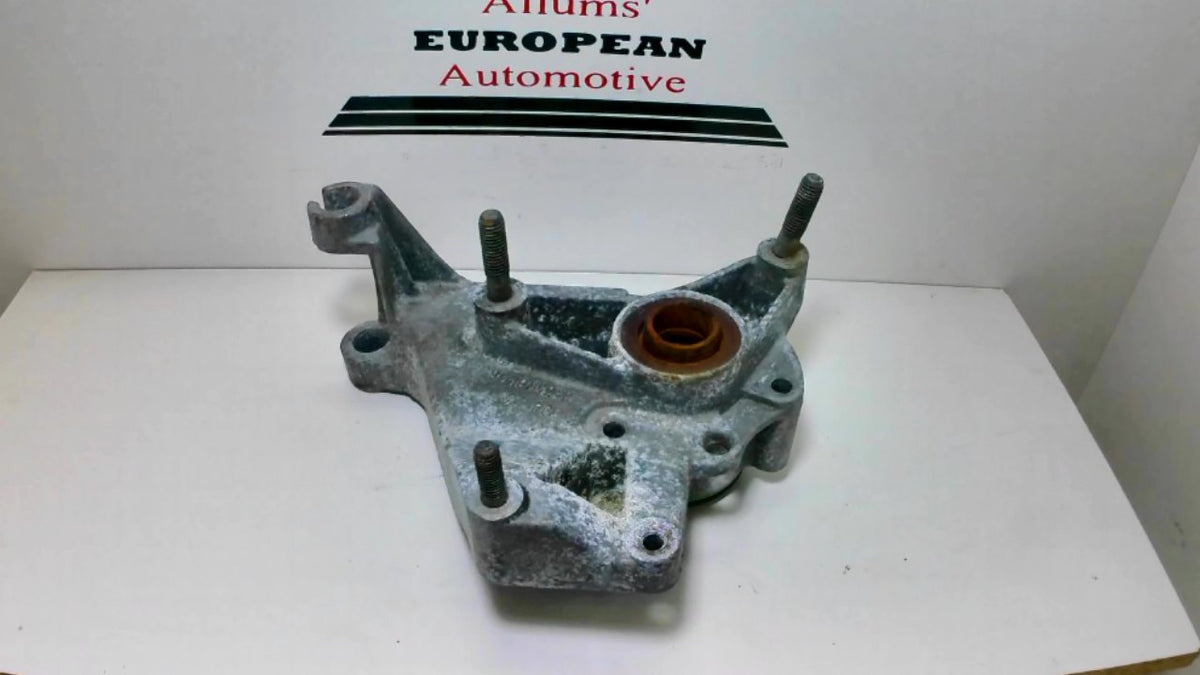 Porsche 944 engine balance shaft bracket mount 9441011424r Allums Imports