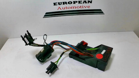Jaguar XJ6 wiper relay control module DBC3243