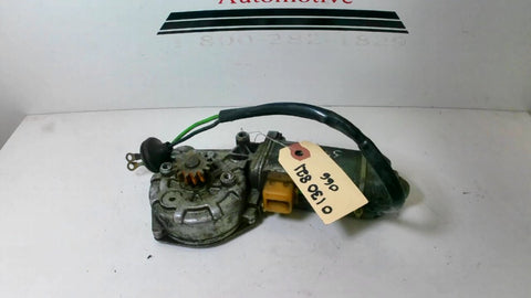 Mercedes W126 560SEC 380SEC coupe right rear window motor 0130821066