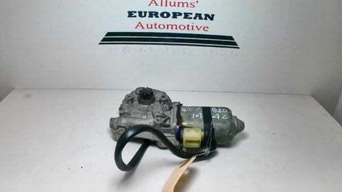 Mercedes W126 left front window motor 0130821221