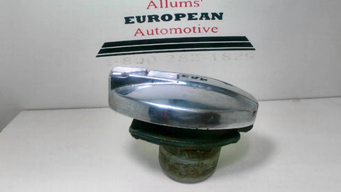 Jaguar XJ6 XJ12 Fuel Filler Cap Latch Series 3 wo/Key (USED)