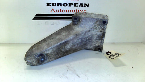 Mercedes Engine Bracket Mount 6032235204 (USED)