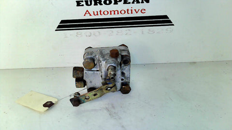 Mercedes W116 W115 W123 W126 Suspension Leveling Valve 1153280521 (USED)