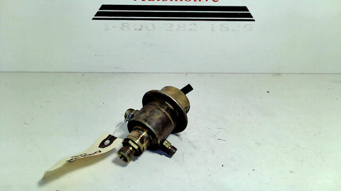 Mercedes W126 W116 R107 fuel pressure regulator 0438161013