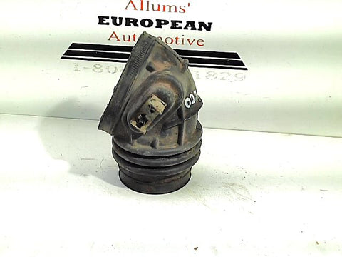Volkswagen MK1 MK2 16V Jetta Golf air intake boot 027133649D