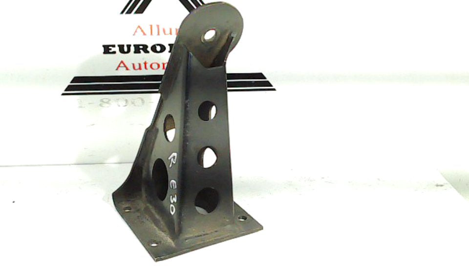 BMW E30 325i Right Engine Mount Bracket (USED) – Allums Imports