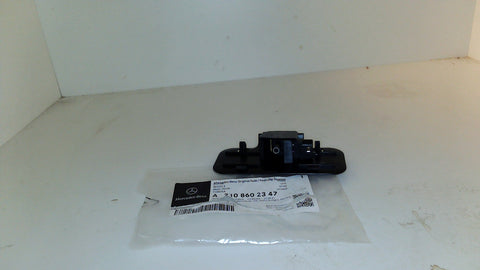 Mercedes W210 Windshield Washer Nozzle Genuine 2108602347 (NEW)