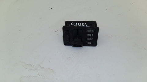 BMW Headlight   Switch  61311372026 (USED)