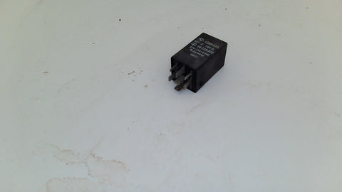BMW Relay 1388533 (USED)