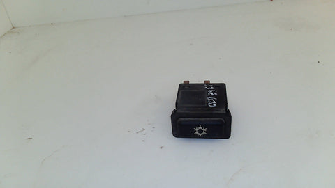 BMW E30 A/C Switch 1368620 (USED)
