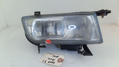 Saab 9-3 Fog Lamp Right 8940 (USED)