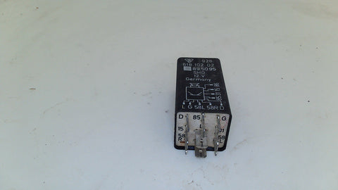 Porsche Relay 92861810202 (USED)