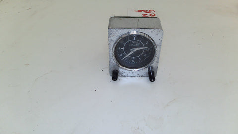 Jaguar XJ8 03-05 Clock 2W9F15000AD (USED)