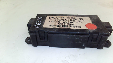 Jaguar XJ8 04-09 Parking Brake Module 2W932C496BA (USED)
