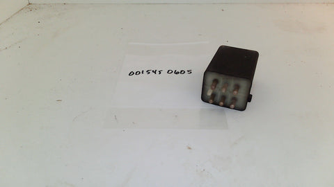 Mercedes W107 73-81 Fuel Pump Relay 0015450605 898260 (USED)