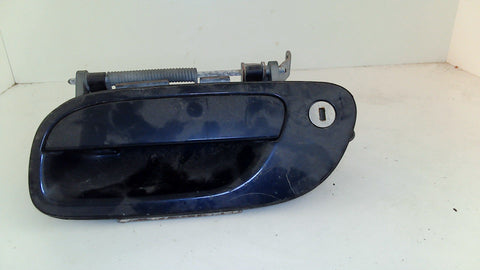 Volvo S60 01-09 S80 99-03 XC70 03-07 V70 01-07 Left Front Outer Door Handle (USED)