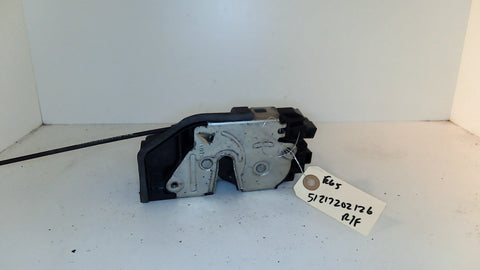 BMW E65 E66 Right Front Door Latch wo/Comfort 51217202126 (USED)