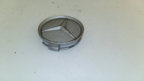 Mercedes Center Cap 74mm Alloy Wheel 1074010225 (USED)