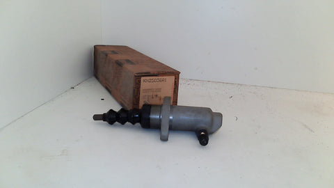 Volvo 760 83-84 w/2.6 Slave Master Cylinder 1273679 (NEW)
