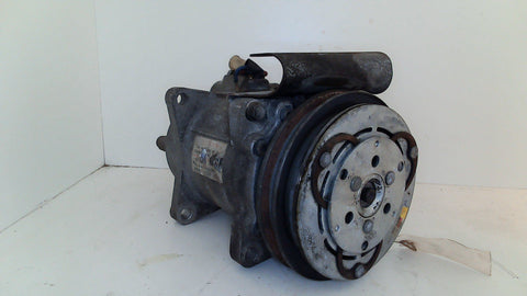 Saab 900 w/16v 85-92 A/C Compressor 4070827 (USED)