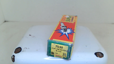 Bosch Super non-Resistor Spark Plug W4CC 7530 (NEW)