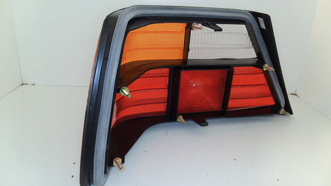 【WEB限定】 Mercedes W124 300E 300D 300CE 400E 87-93 Right Tail Light シューズ(男性用)